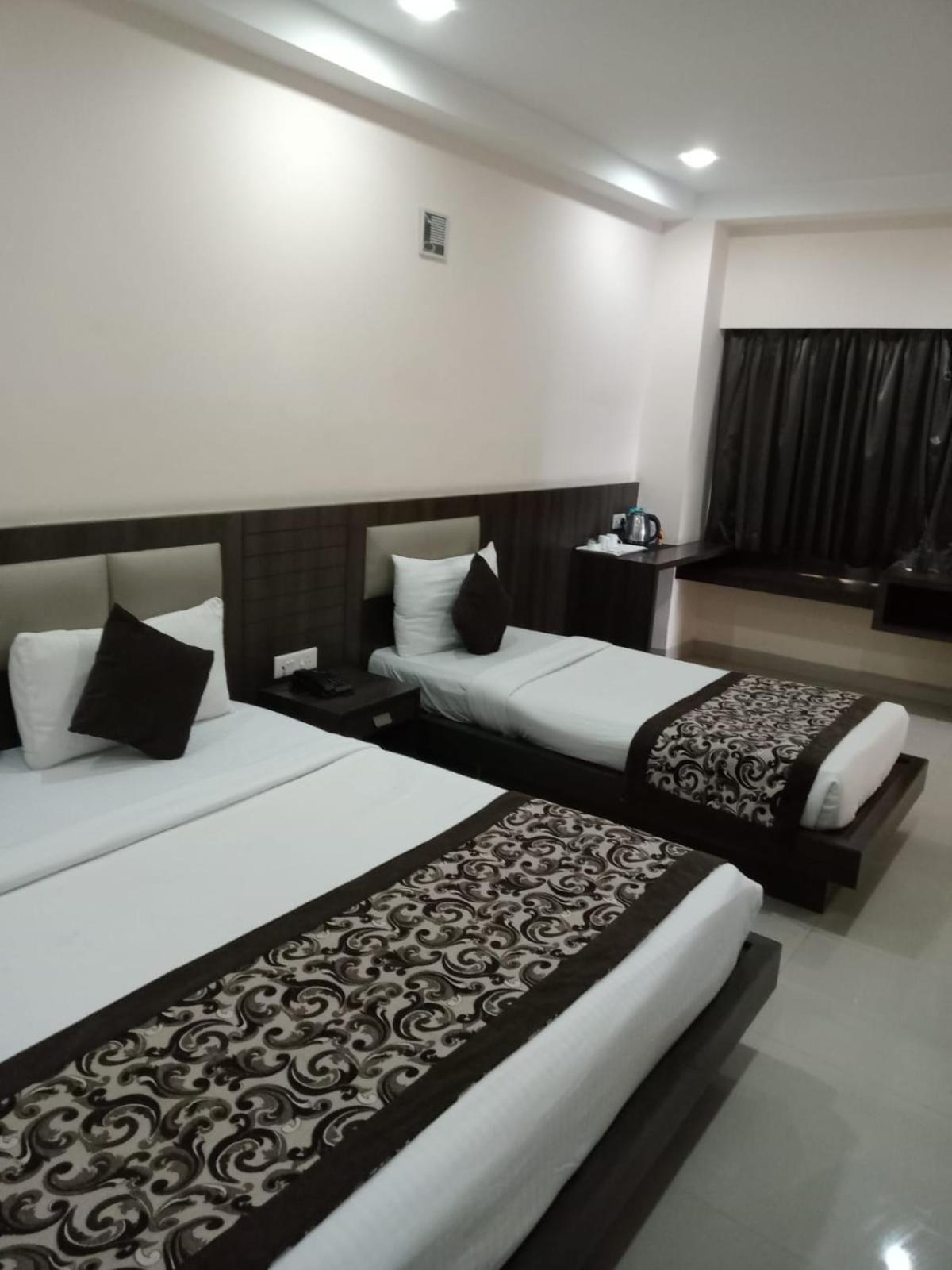 The Contour Hotel Ґувахаті Екстер'єр фото